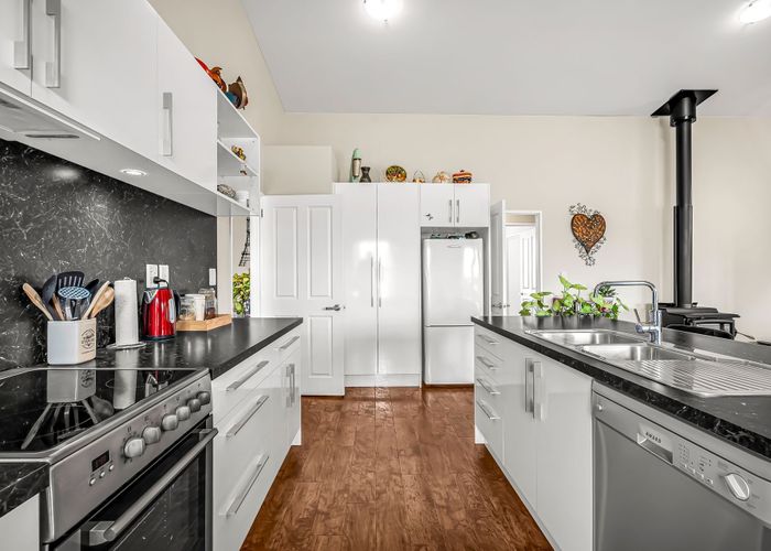  at 376 No 10 Road, Swannanoa, Waimakariri, Canterbury