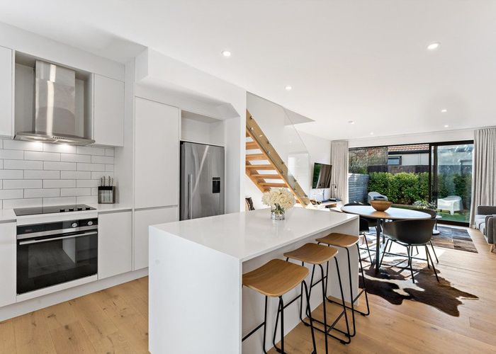  at 11/37 Saint Vincent Avenue, Remuera, Auckland City, Auckland