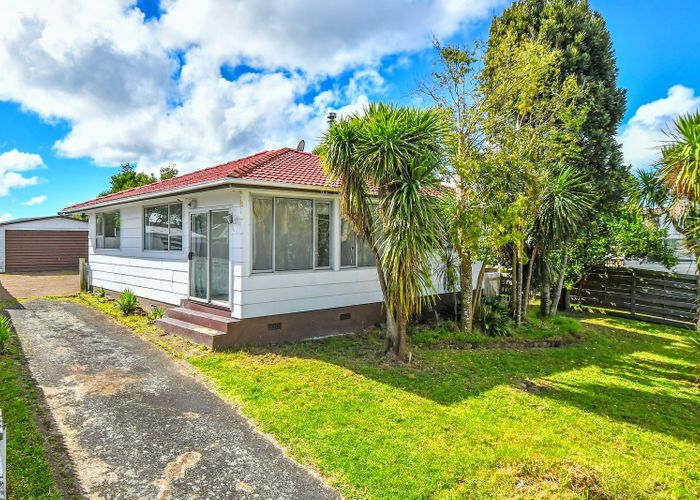  at 12 Damian Way, Weymouth, Auckland