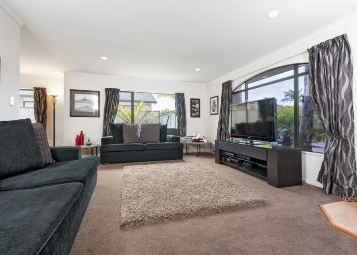  at 6 Nad Place, East Tamaki Heights, Manukau City, Auckland