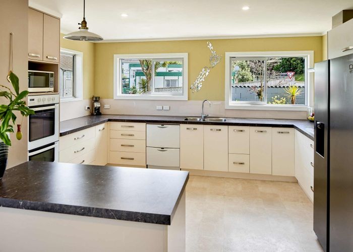  at 54 Penryn Drive, Camborne, Porirua