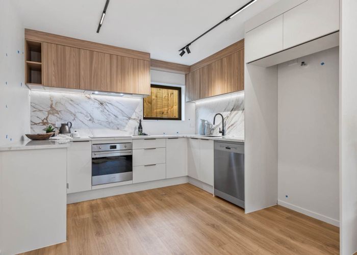  at Lot 2, 12 Hewlett Road, Massey, Waitakere City, Auckland