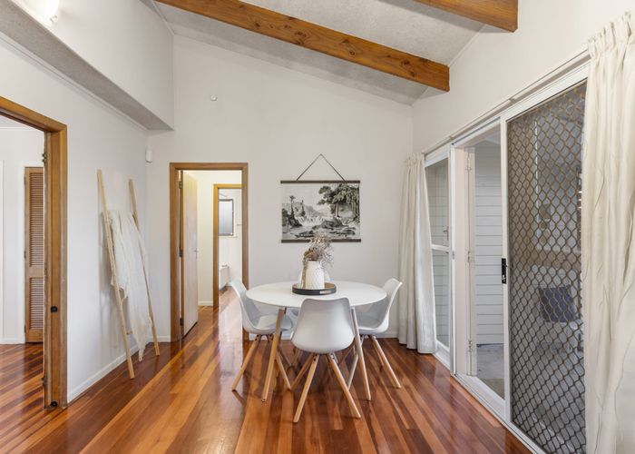  at 2 Saffron Street, Birkdale, Auckland