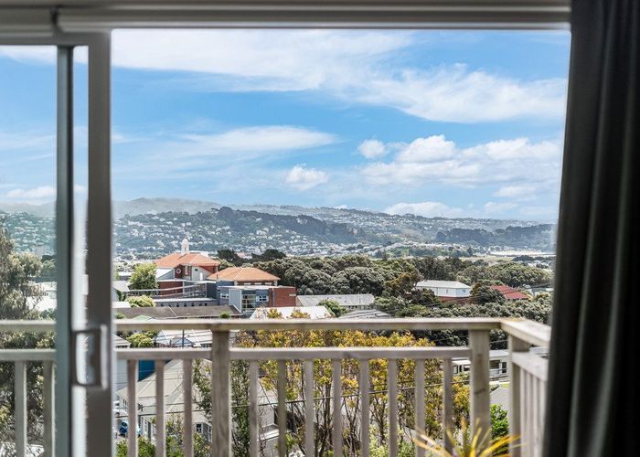  at 20 Elphinstone Avenue, Strathmore Park, Wellington, Wellington