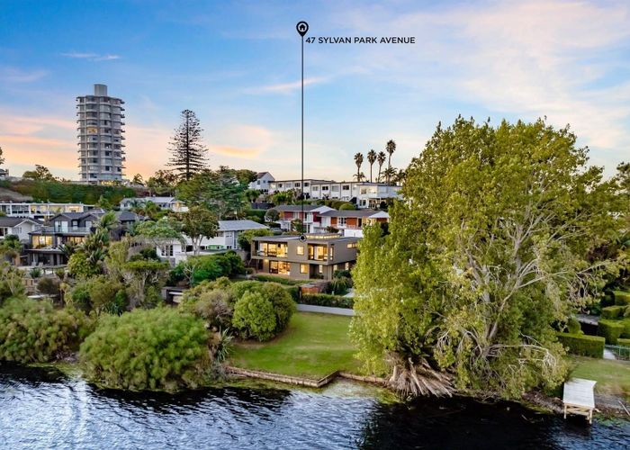 at 47 Sylvan Park Avenue, Milford, North Shore City, Auckland