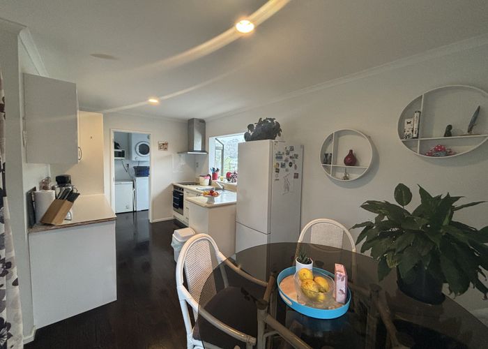 at 27 Loughanure Place, Massey, Waitakere City, Auckland