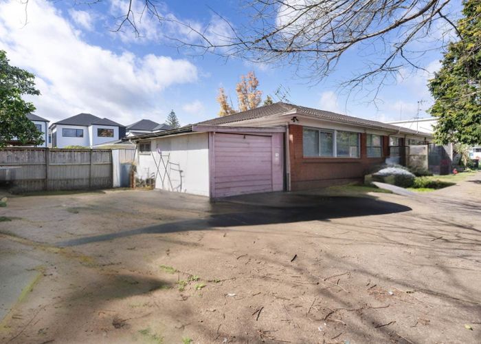  at 4/8 Maunu Road, Papatoetoe, Manukau City, Auckland