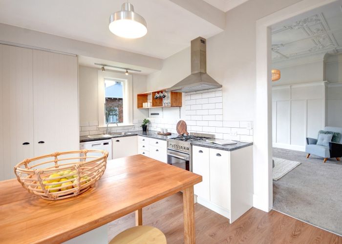  at 356 Bay View Road, Saint Clair, Dunedin