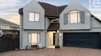  at 19I Claremont Way, East Tamaki Heights, Auckland