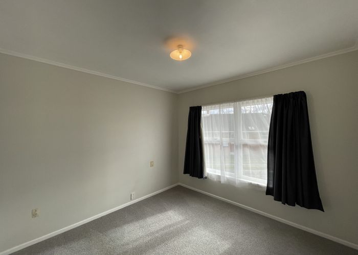  at 1/31 Exmouth Road, Northcote, Auckland