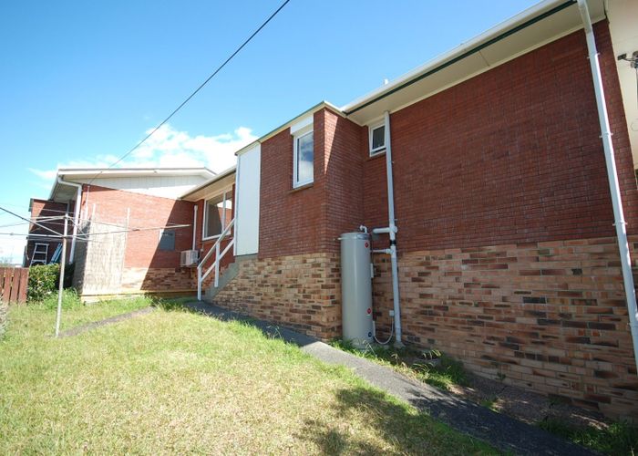  at 1/279 Sunset Rd, Sunnynook, North Shore City, Auckland