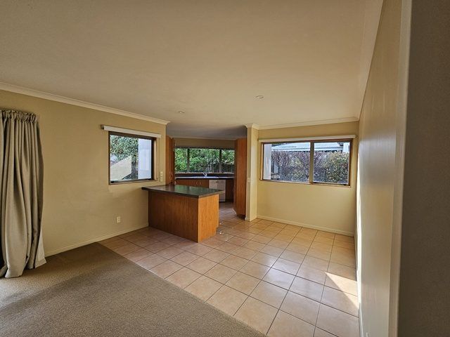  at 8b Karina Terrace, Roslyn, Palmerston North, Manawatu / Whanganui
