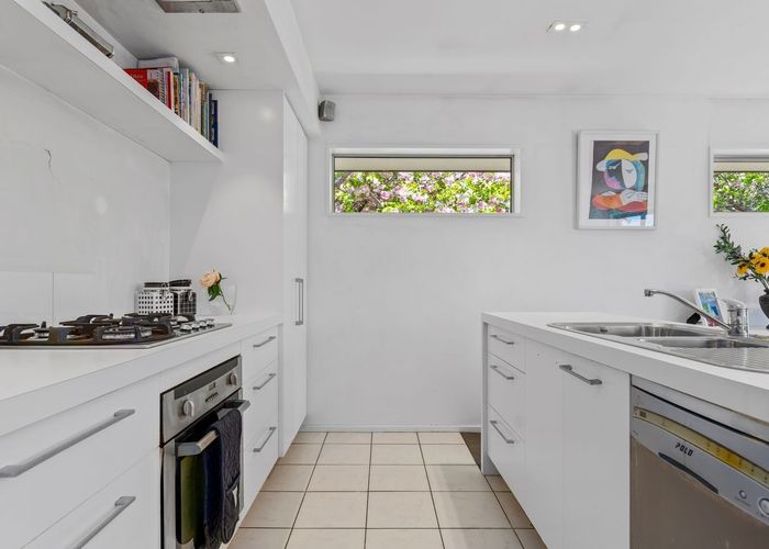  at 1/296 Innes Road, Mairehau, Christchurch