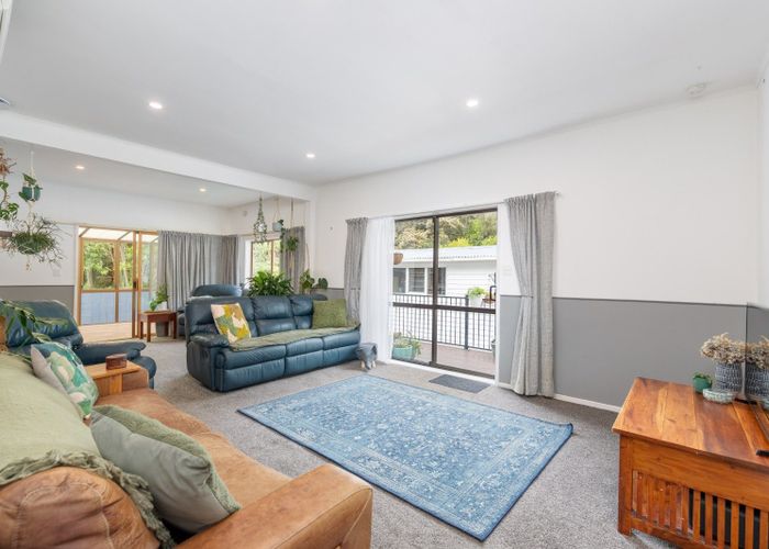  at 8 Harold Grove, Stokes Valley, Lower Hutt