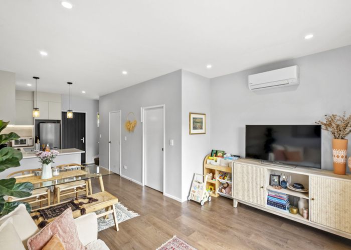  at 5/2 Waipa Street, Birkenhead, Auckland