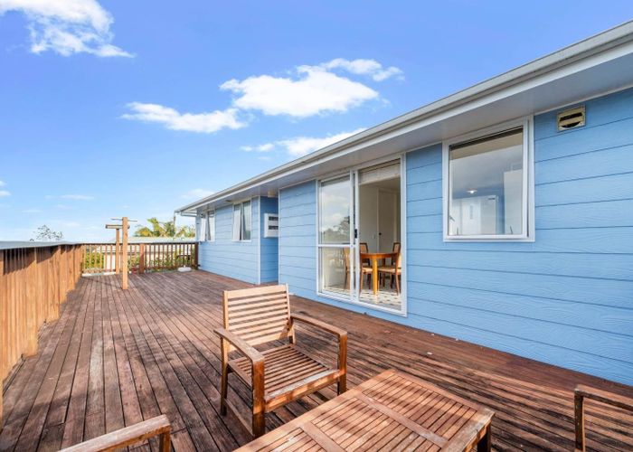 at 29 Cyril Crescent, West Harbour, Auckland