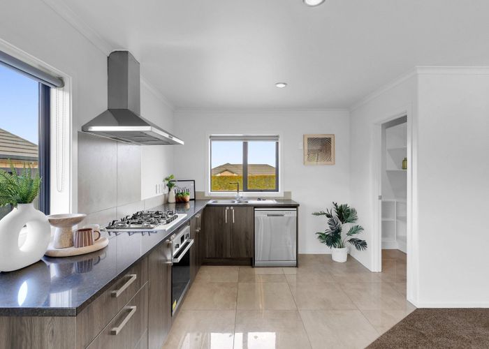  at 18 Patatee Terrace, Baverstock, Hamilton, Waikato