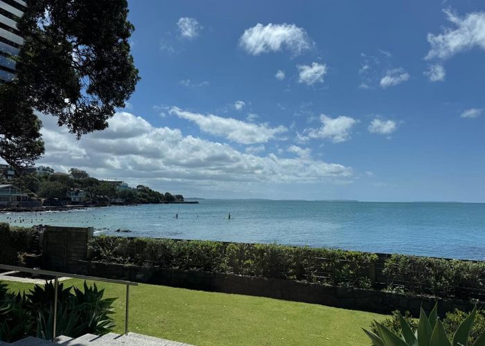  at 24 Minnehaha Avenue, Takapuna, North Shore City, Auckland