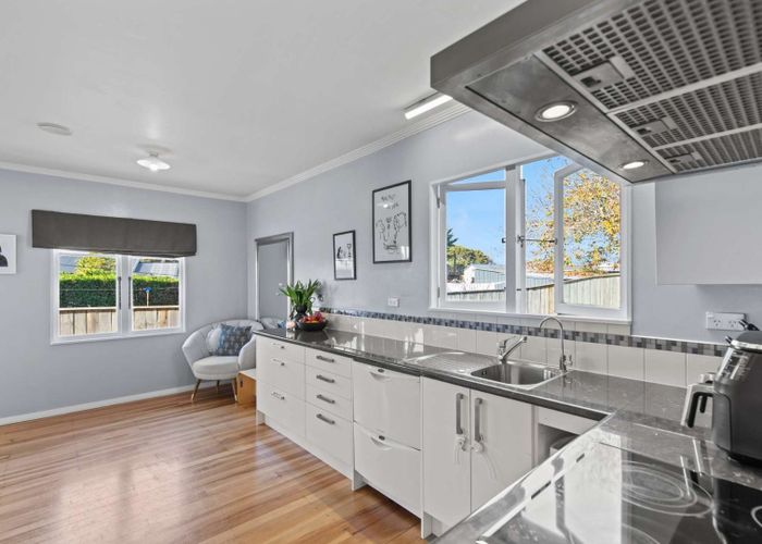  at 11 College Street, College Estate, Whanganui, Manawatu / Whanganui