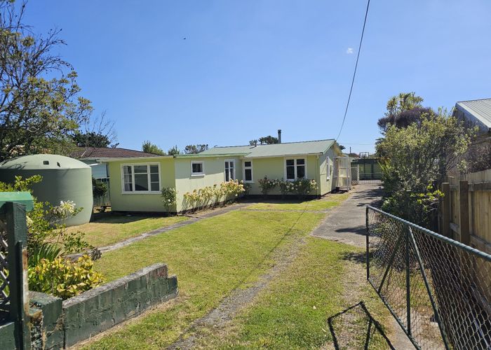  at 169 Kahukura Avenue, Waitarere Beach, Horowhenua, Manawatu / Whanganui
