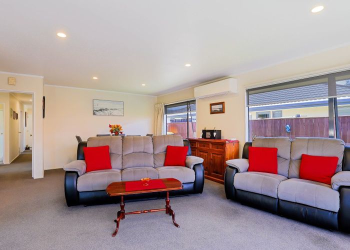  at 2/25 Stead Crescent, Stoke, Nelson