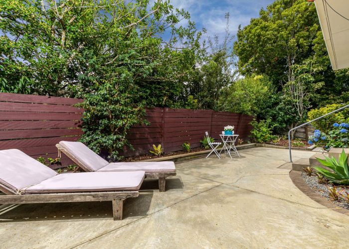  at 2/6 Palawan Place, Torbay, North Shore City, Auckland