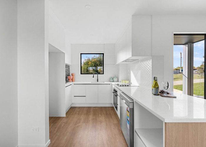  at 21 Valonia Street, New Windsor, Auckland City, Auckland