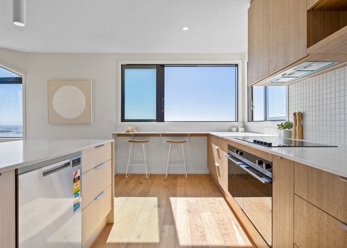  at 28 Panorama Road, Clifton, Christchurch City, Canterbury