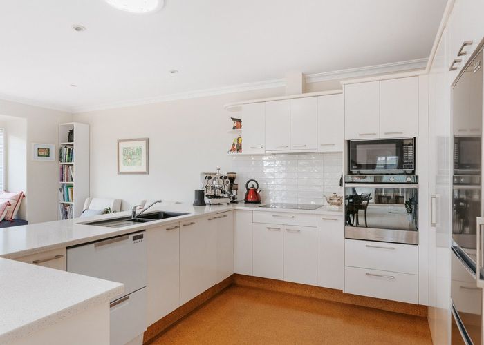  at 28 Kinloch Drive, Bethlehem, Tauranga