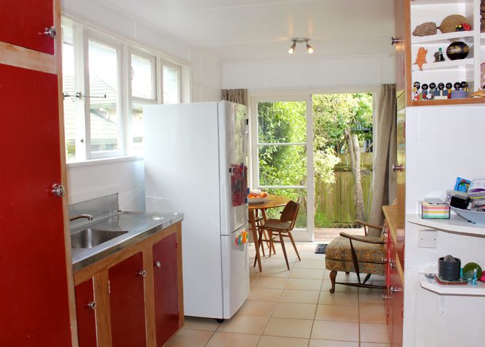  at 41 Armein Road, Panmure, Auckland