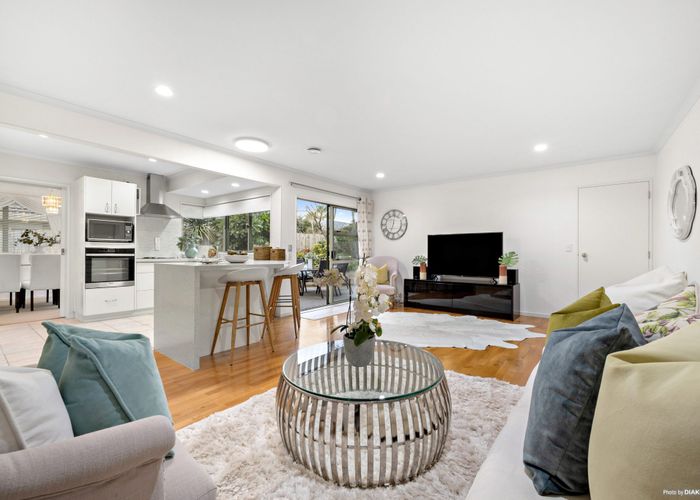  at 22 Bowscale Place, Northpark, Auckland