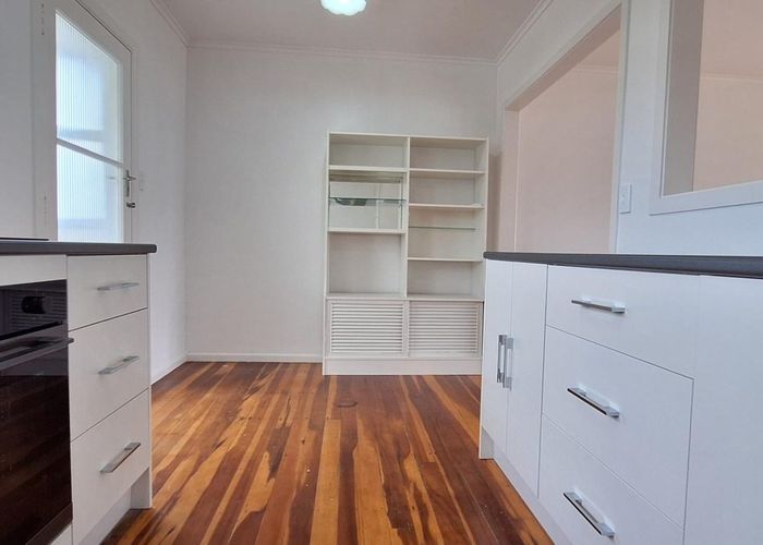  at 5 Middlesex Road, Waterview, Auckland City, Auckland