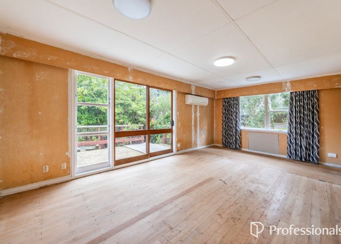  at 49 Wright Street, Wainuiomata, Lower Hutt, Wellington