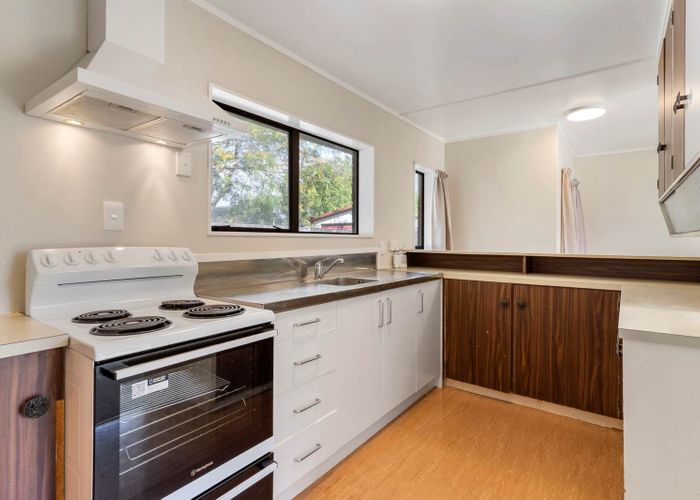  at 2/545 Weymouth Road, Weymouth, Manukau City, Auckland