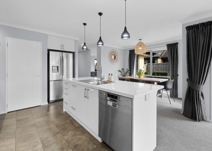  at 16 Whiteoak Grove, Tinwald, Ashburton, Canterbury