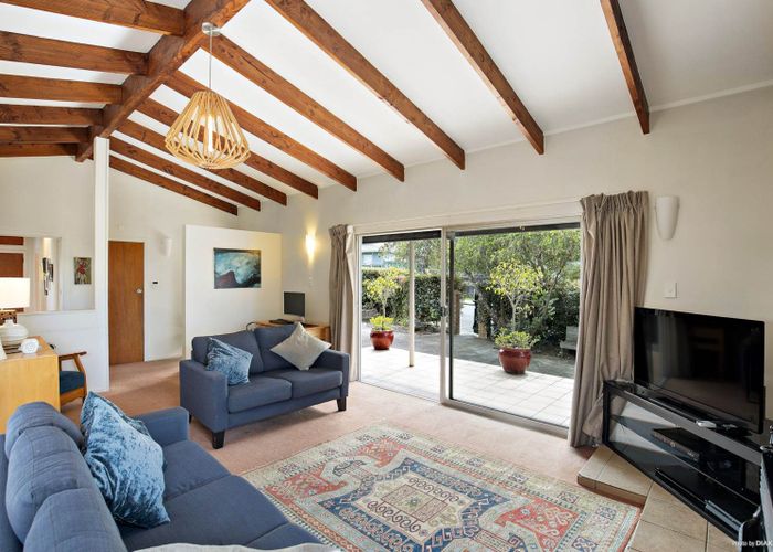  at 77 Willerton Avenue, New Lynn, Waitakere City, Auckland