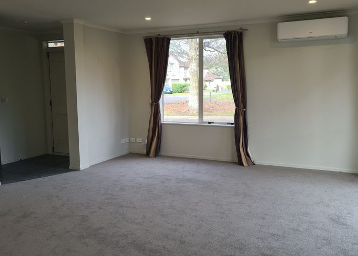  at 6 Sires Parkway, Takanini, Papakura, Auckland