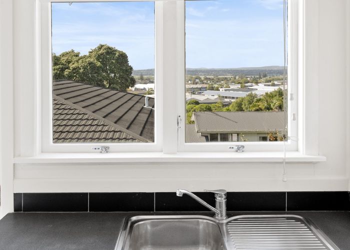  at 4/27 Caulton Street, Saint Johns, Auckland City, Auckland