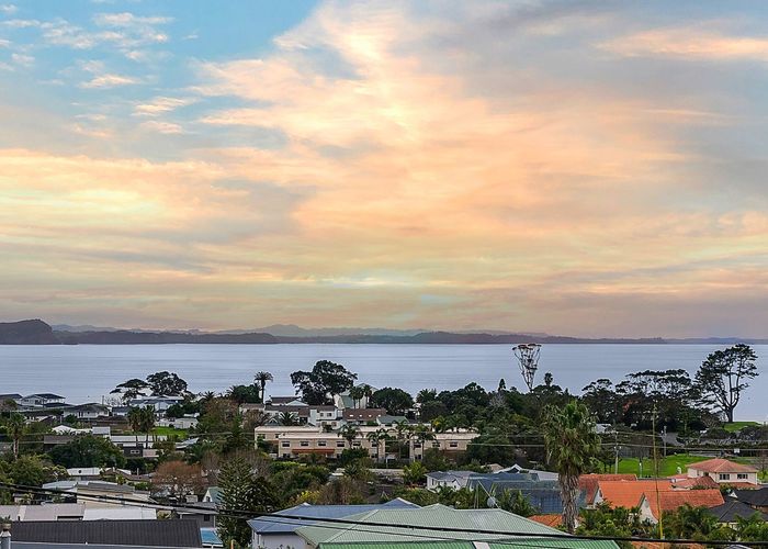  at 25 Kauri Road, Stanmore Bay, Whangaparaoa