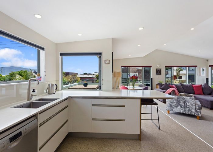  at 4 Tahi Road, Paraparaumu Beach, Paraparaumu