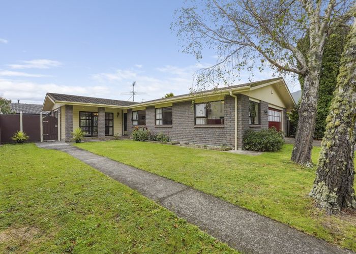  at 35 Waddington Drive, Naenae, Lower Hutt