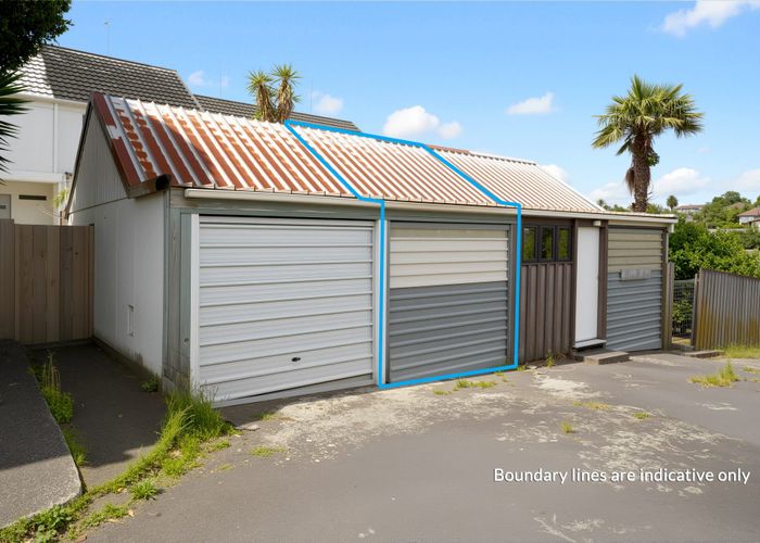  at 5/106 West Coast Road, Glen Eden, Waitakere City, Auckland