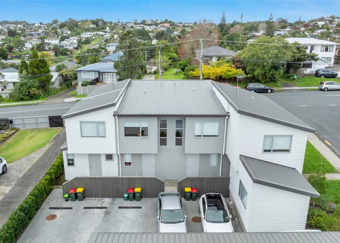  at 74B Stanley Road, Glenfield, North Shore City, Auckland