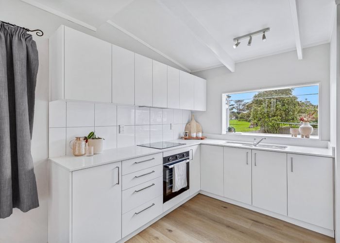  at 11B Knox Road, Swanson, Waitakere City, Auckland