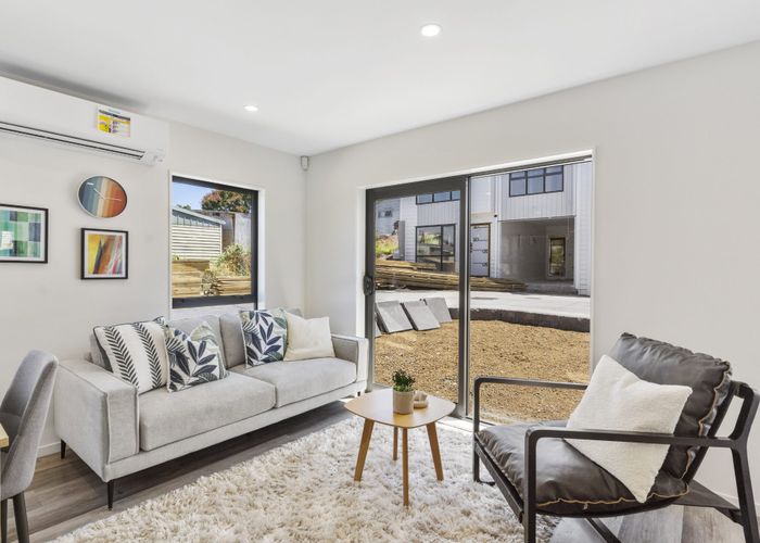  at 8/156 Coxhead Road, Wattle Downs, Manukau City, Auckland