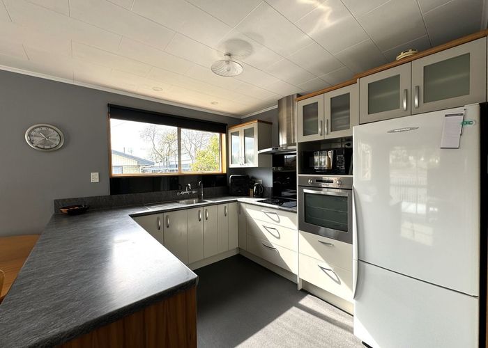  at 57 Frances Street, Balclutha