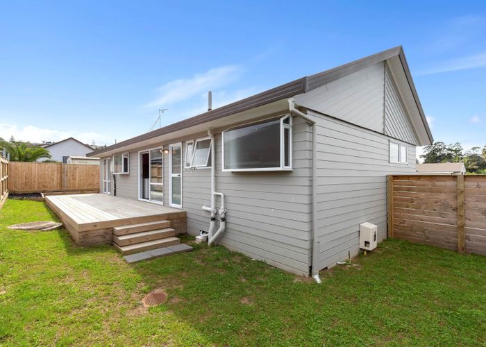  at 7 De Quincey Terrace, Highland Park, Auckland