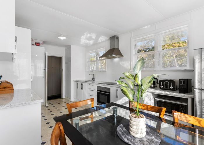  at 35 Waipapa Crescent, Otara, Auckland