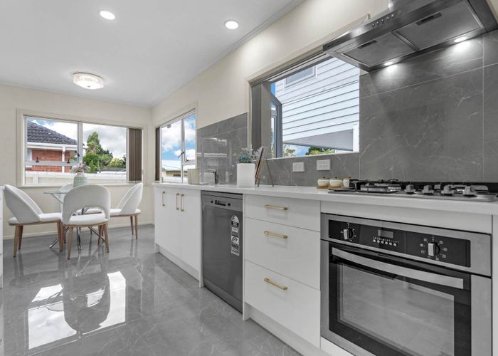  at 41 Pembroke Street, Papatoetoe, Auckland