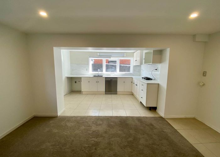  at 51 Bradbury Road, Botany Downs, Manukau City, Auckland
